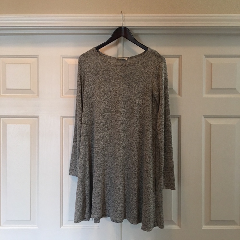 Pinc Black and White Dress